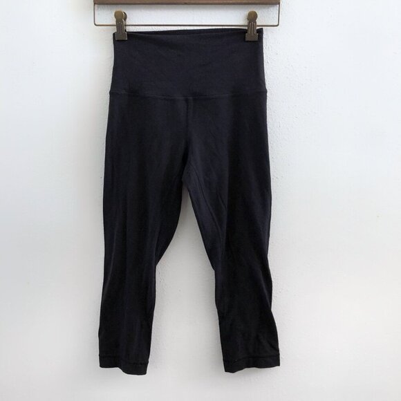 LULULEMON High Rise Cropped Black Leggings Size 4 - Picture 1 of 7